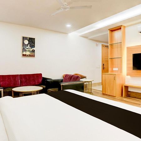 Palette Calista Premium Resort Samalkha Dış mekan fotoğraf