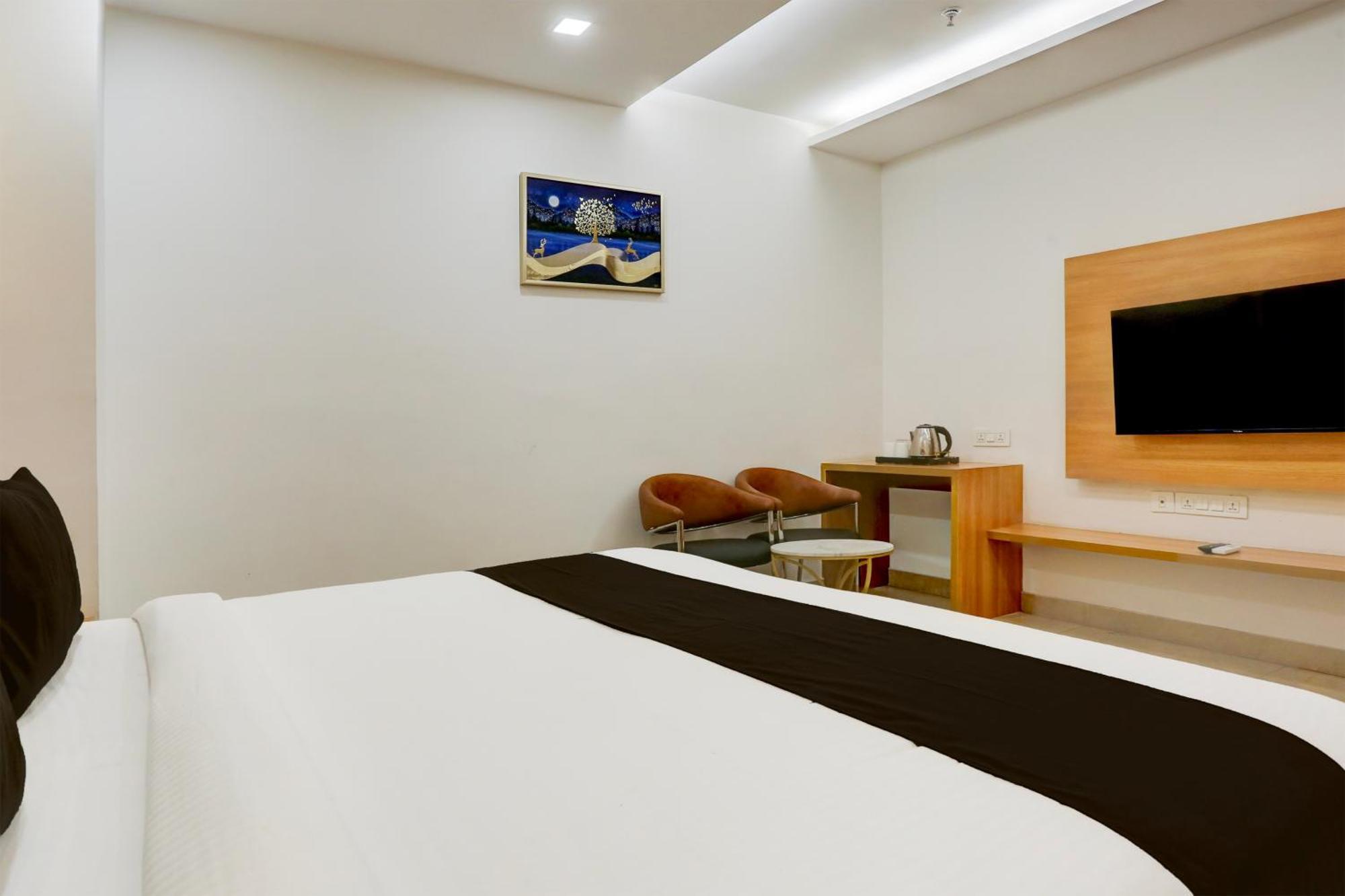 Palette Calista Premium Resort Samalkha Dış mekan fotoğraf