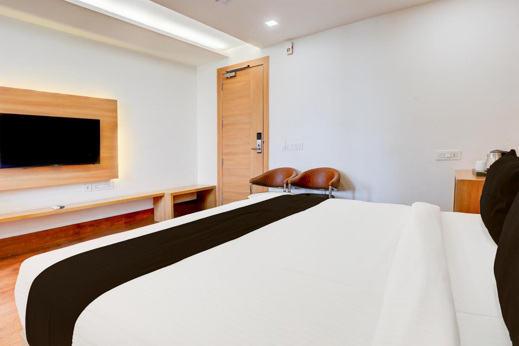 Palette Calista Premium Resort Samalkha Dış mekan fotoğraf